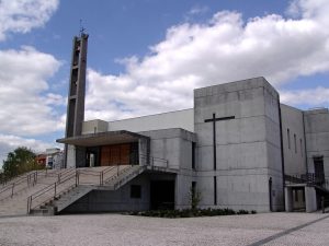 portugal - igreja de padrao da legua